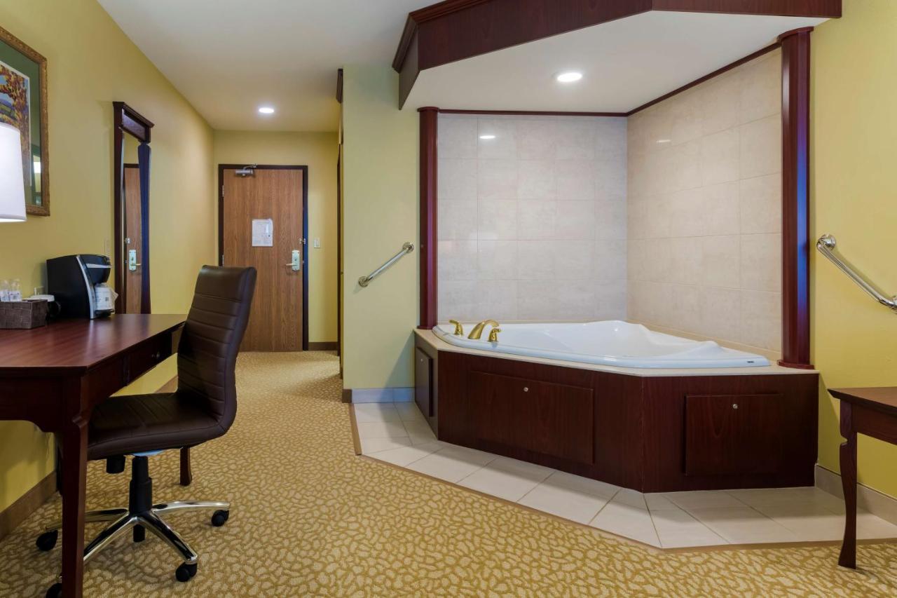 Best Western Plus Grand-Sault Hotel & Suites Εξωτερικό φωτογραφία