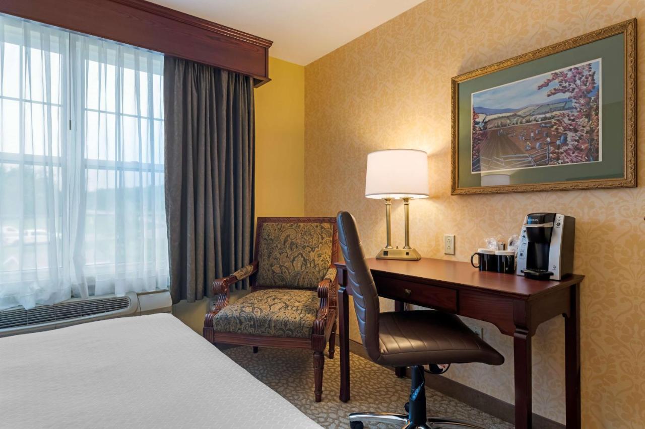Best Western Plus Grand-Sault Hotel & Suites Εξωτερικό φωτογραφία