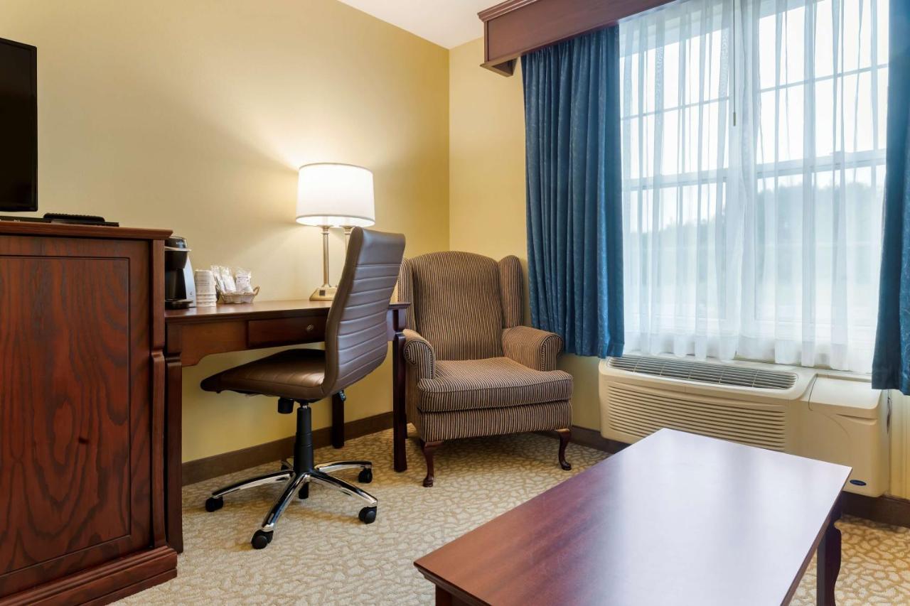 Best Western Plus Grand-Sault Hotel & Suites Εξωτερικό φωτογραφία
